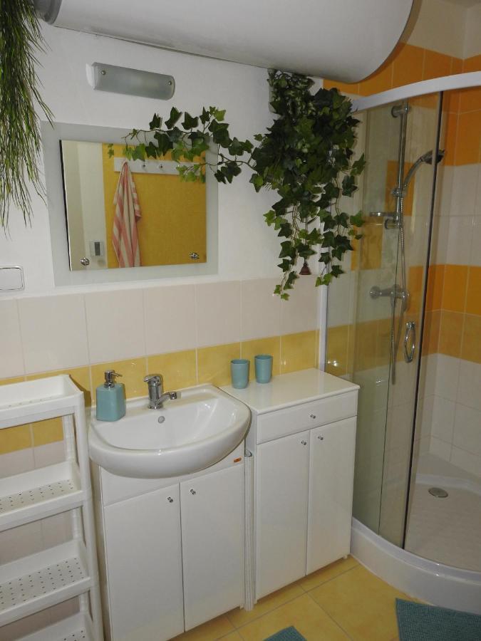 Ferienwohnung Sofia Veternik C Kremnitz Exterior foto