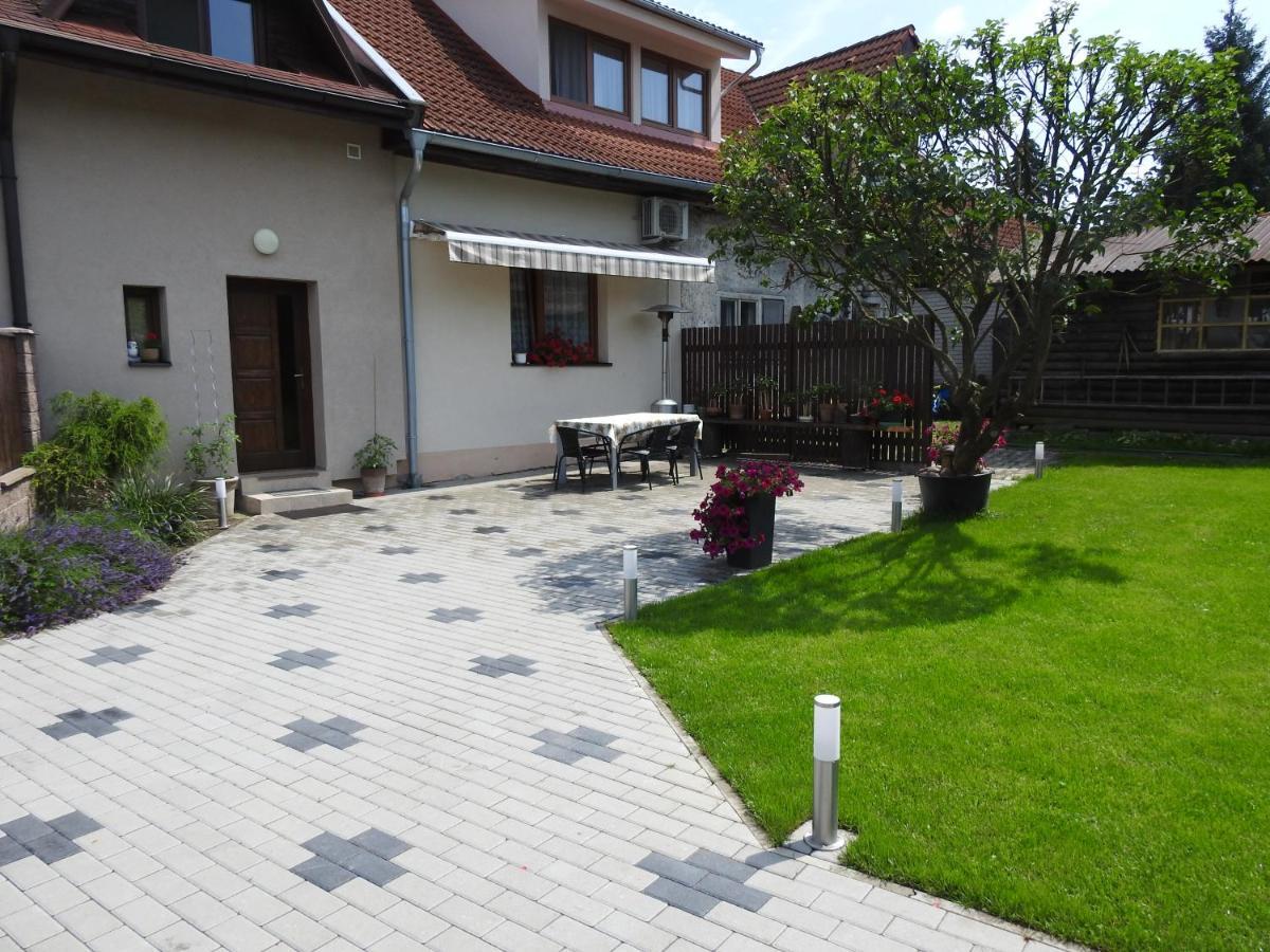 Ferienwohnung Sofia Veternik C Kremnitz Exterior foto